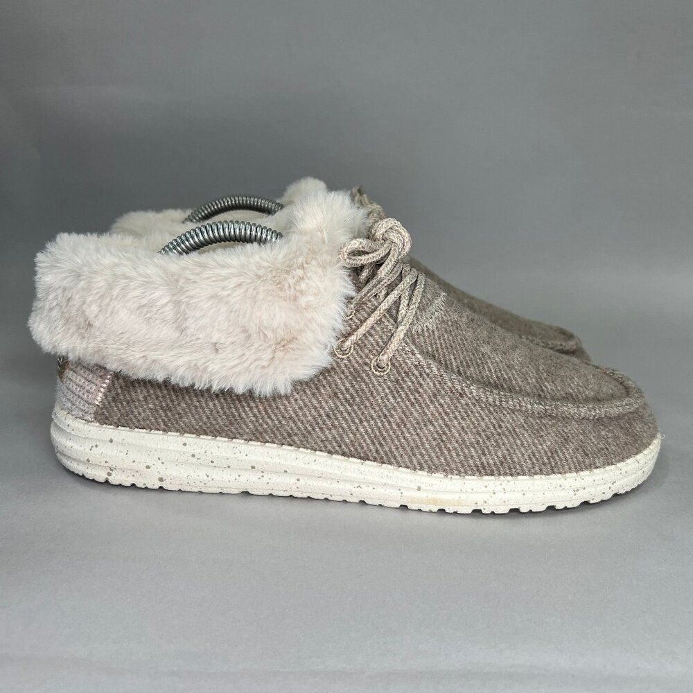 Hey Dude Britt Shoes Women's Size 9 Nut Comfort Fur Slip On Slippers Loafers